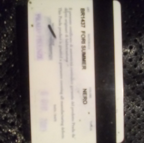 Authentic black prada purse with authentisity card - Picture 7 of 8